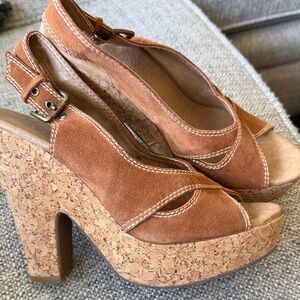 NEW Xhilaration Women’s Y2K Brown Suede Cork Platform Slingback Heels Size 8.5